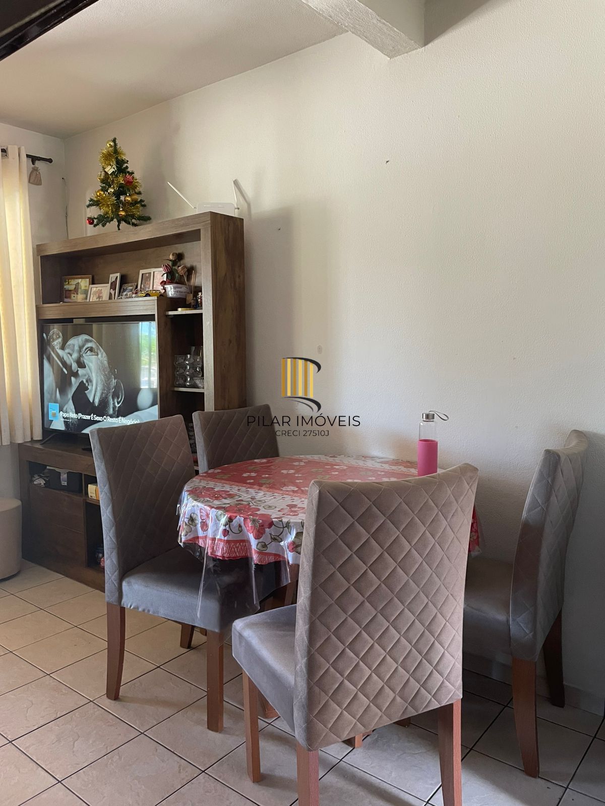 Casa em condomínio em Viamão