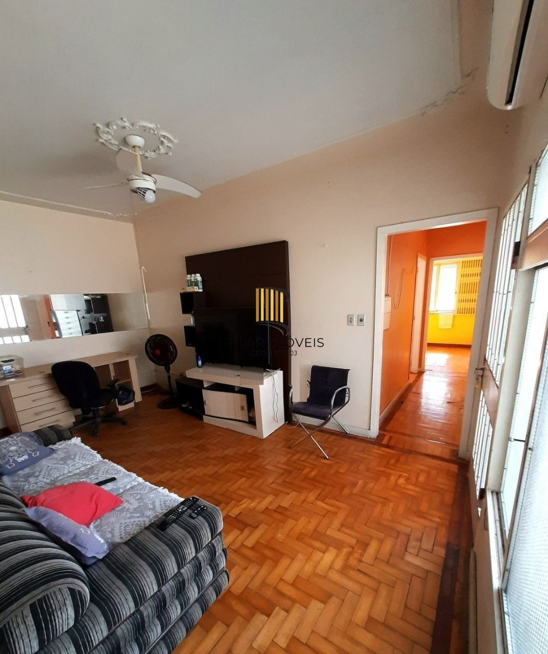 Casa com 4 dormitórios ,