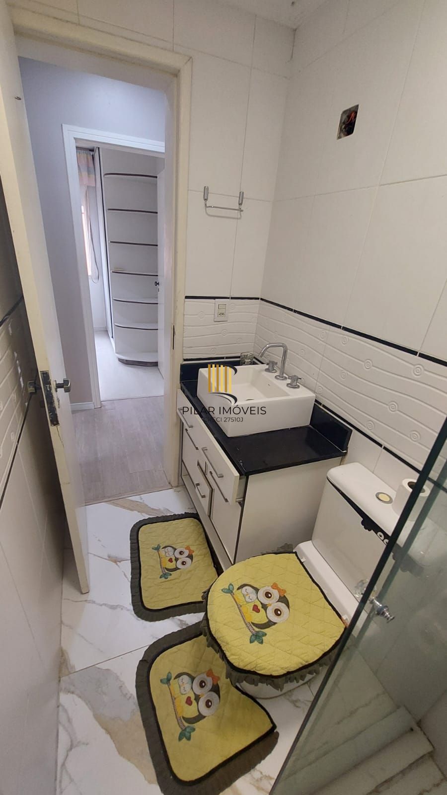 2 QUARTOS  - SACADA COM CHURRASQUEIRA - ELEVADOR - CAVALHADA - PORTO ALEGRE - RS