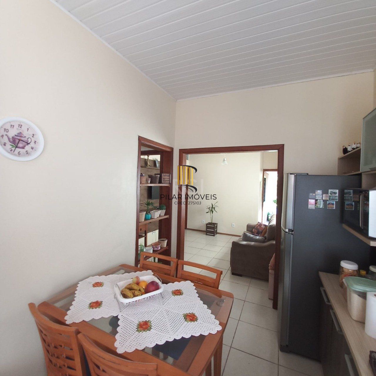 2 Casa com 4 quartos, 2 vagas de garagem, no bairro Belém Novo, Porto Alegre/RS     