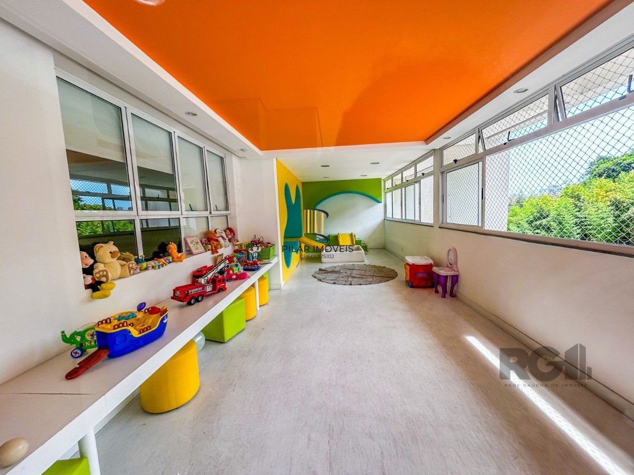 Apartamento de 02 dormitórios no Bairro Tristeza em Porto Alegre/RS
