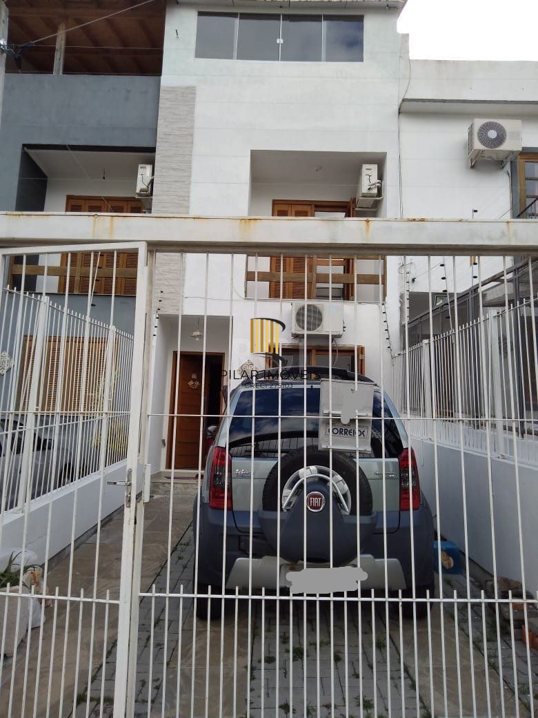 Casa para Venda - 100.45m², 4 dormitórios, sendo 2 suites, Guarujá, Porto Alegre
