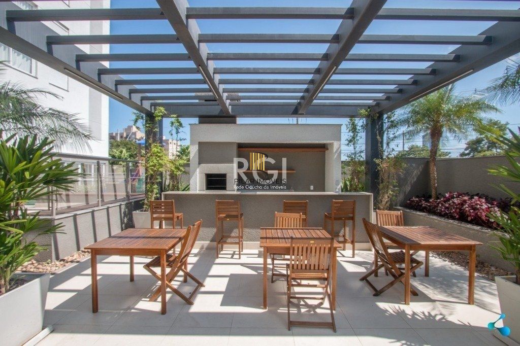 Apartamento para Venda - 60m², 2 dormitórios, sendo 1 suites, 1 vaga - Glória