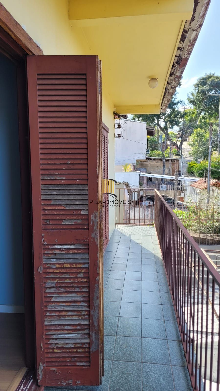 Casa Com 5 dormitórios no Bairro Partenon