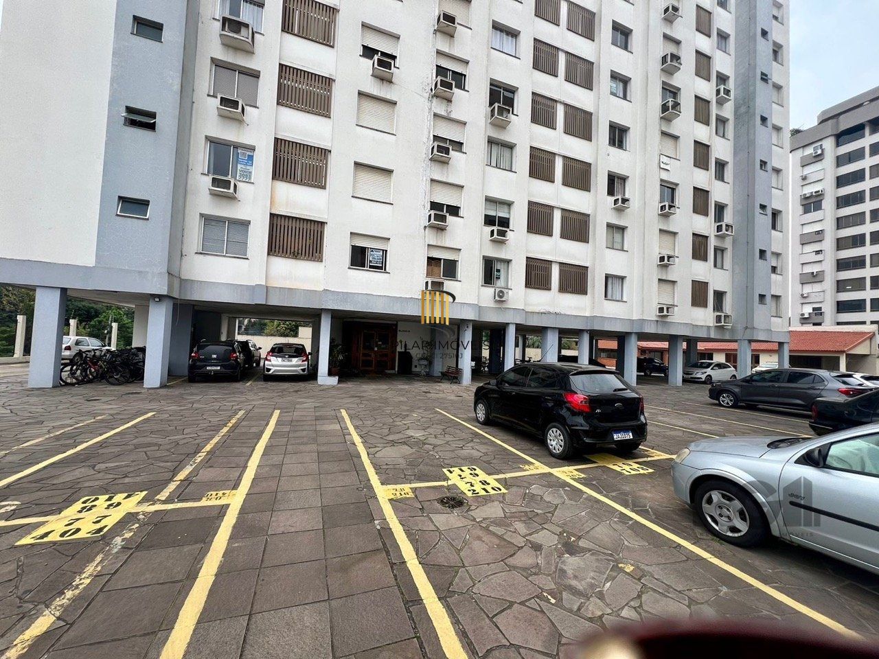 Apartamento 2 dormitórios mobiliado no bairro  Partenon.