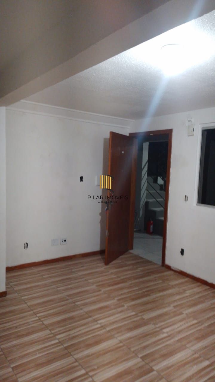 Apartamento dois dormitórios com vaga de garagem