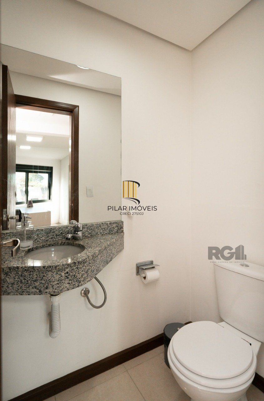 Casa Comercial para Venda - 300m², 0 dormitórios, Teresópolis