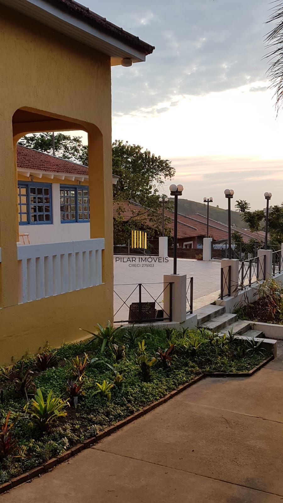 Casa Centenária no Bairro Belém Velho Residencial/Comercial