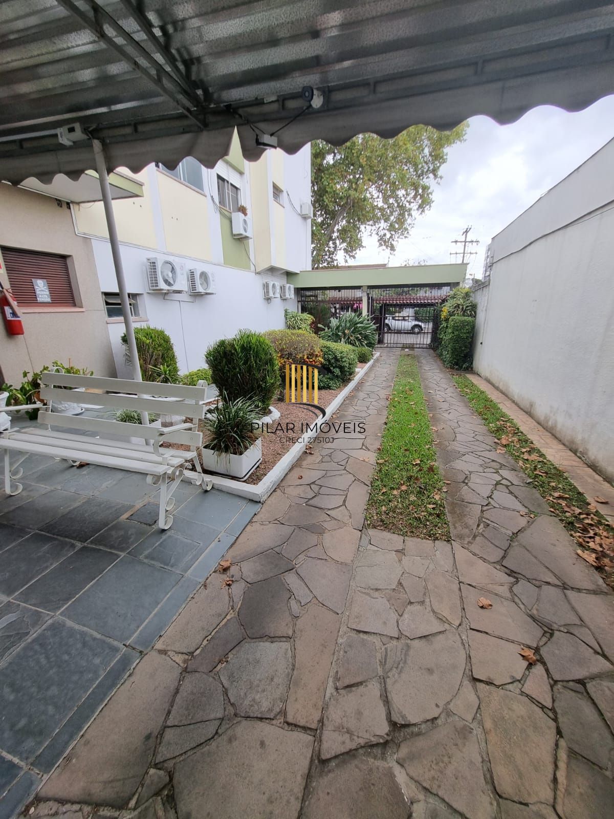 APARTAMENTO 2 DORMITÓRIOS – ÓTIMO ESTADO | LOCALIZAÇÃO PRIVILEGIADA