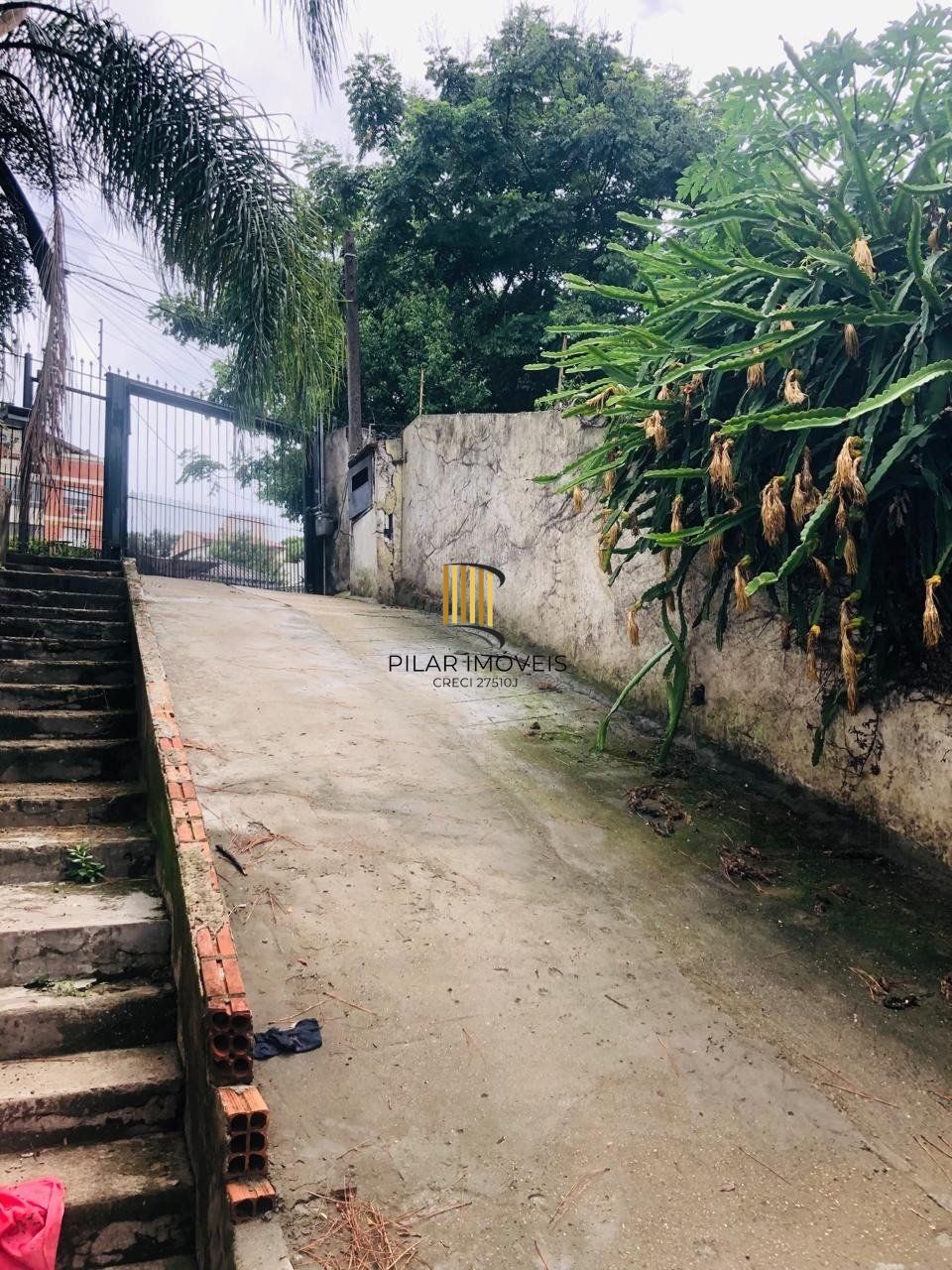 Casa 4 dormitórios no bairro Bom Jesus