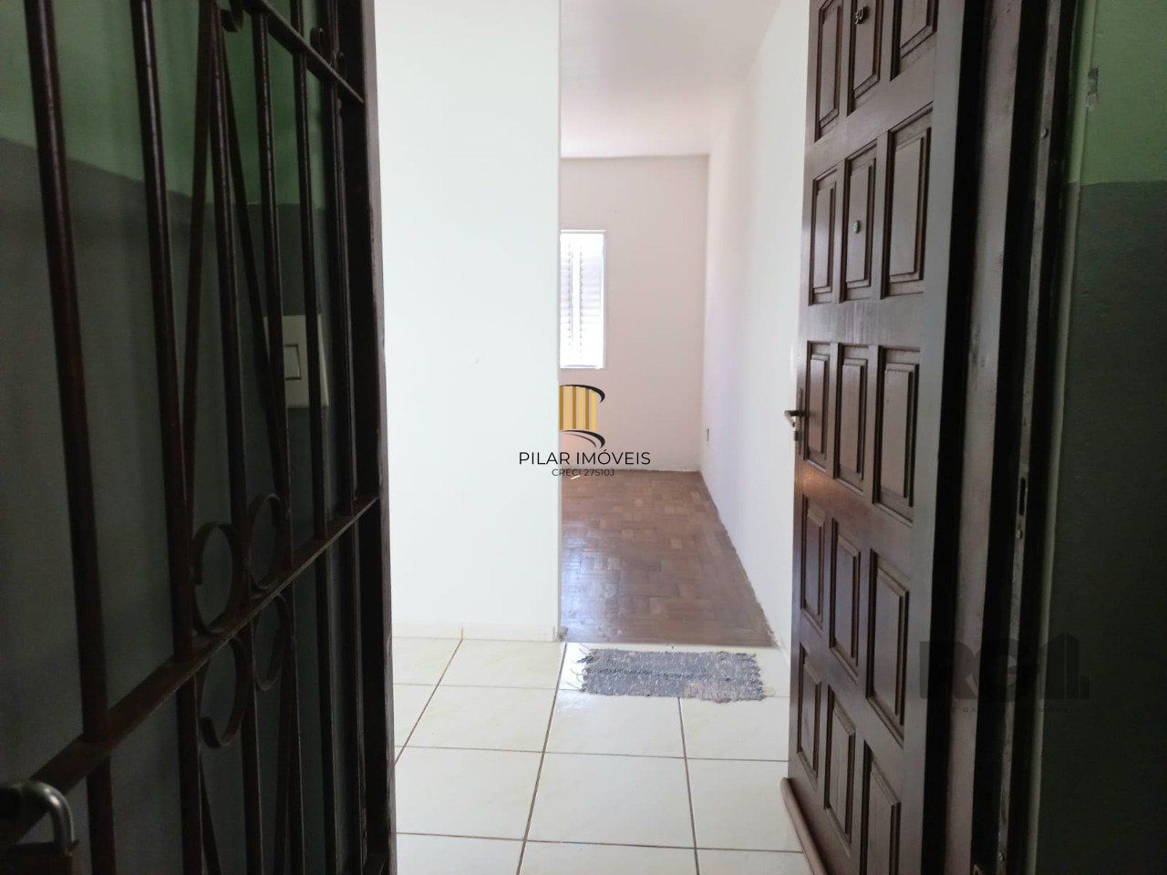 Apartamento com 02 quartos no Bairro Restinga.