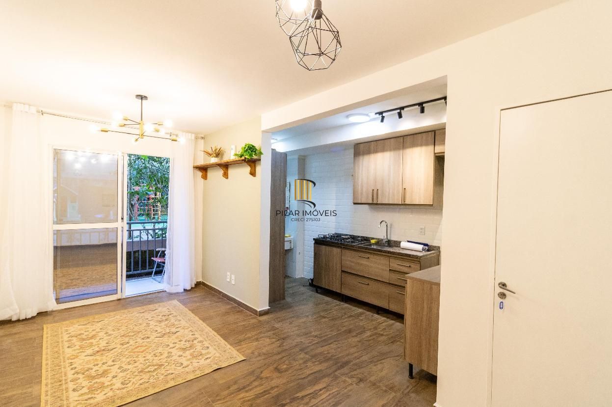 Apartamento com 03 quartos e 01 vaga escriturada no Bairro Camaquã
