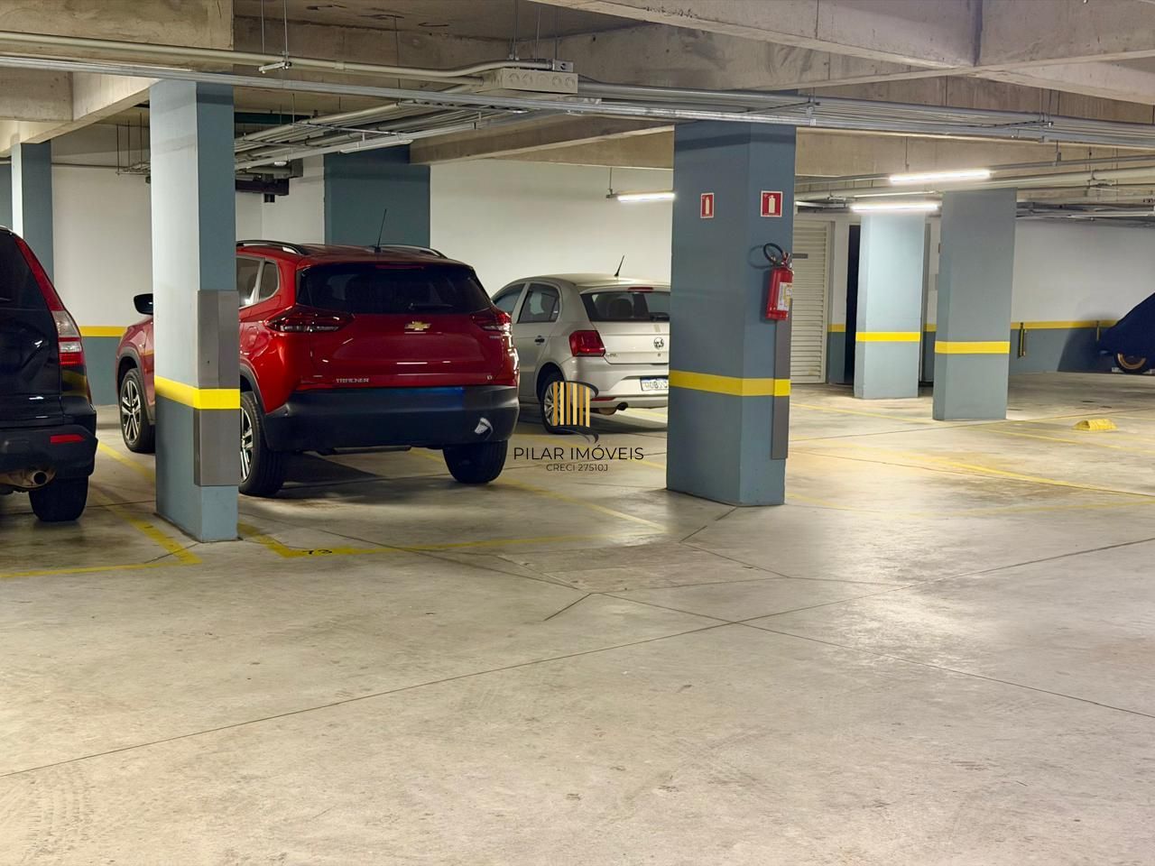 Apartamento com box duplo no bairro Teresópolis