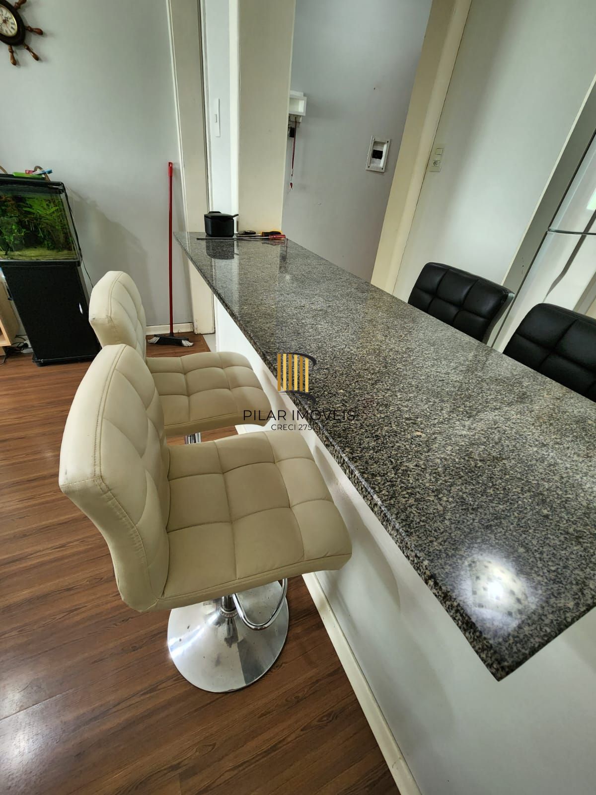 Apartamento Térreo com 02 quartos e 01 vaga no Bairro Santa Tereza