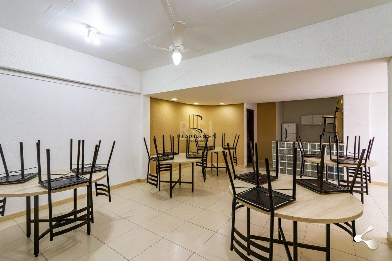 Apartamento 02 dormitórios No Bairro Tristeza em Porto Alegre/RS