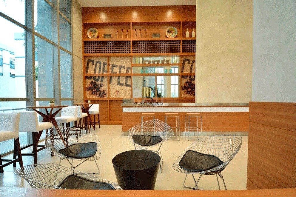 Sala comercial com vista para o Guaíba no Getúlio Vargas Prime Office.