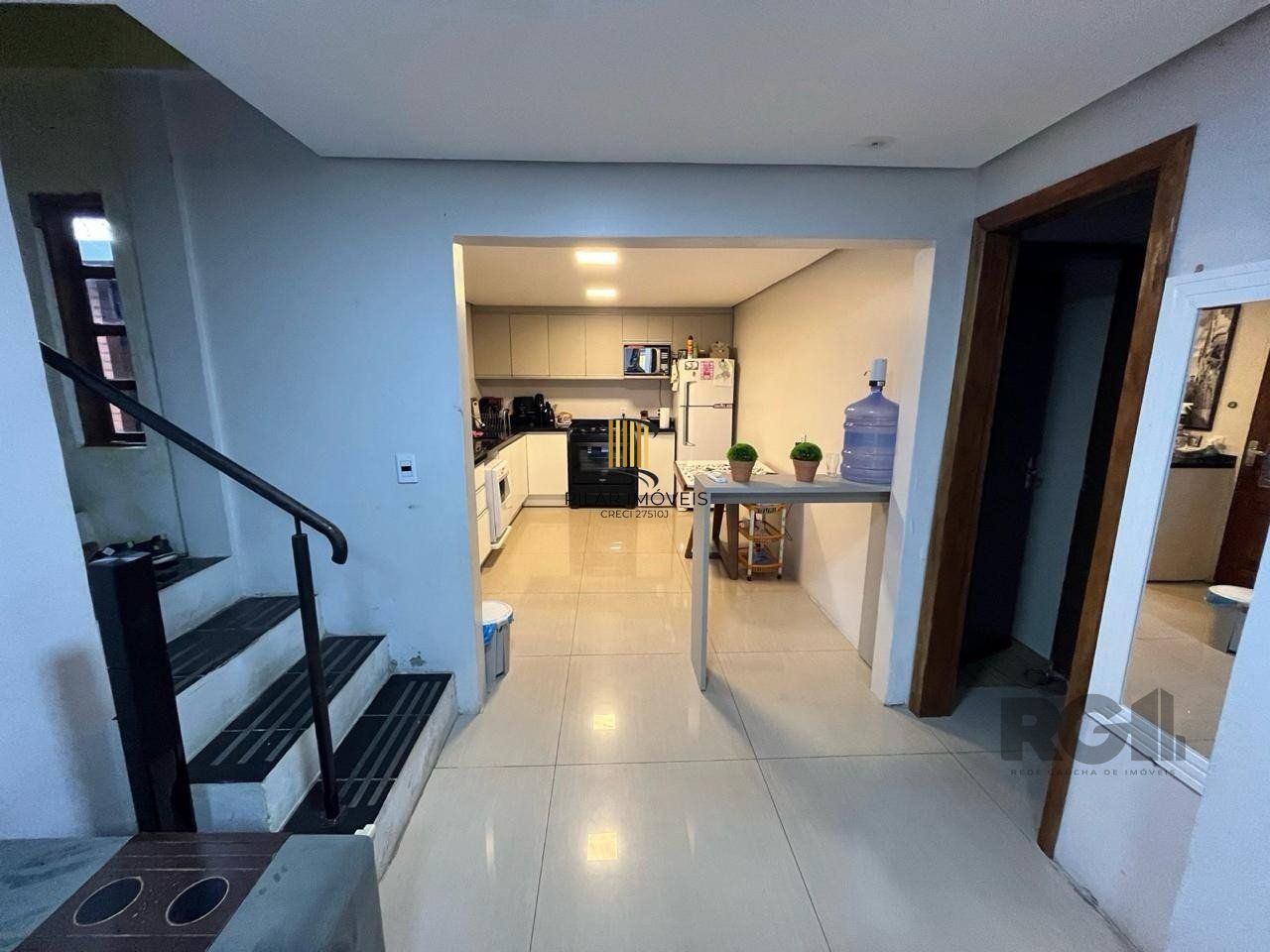 Sobrado a venda no bairro Mato Grande em Canoas