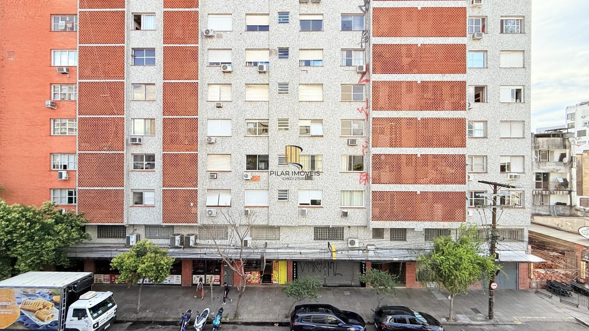 Apartamento a venda dois dormitórios bairro cidade baixa
