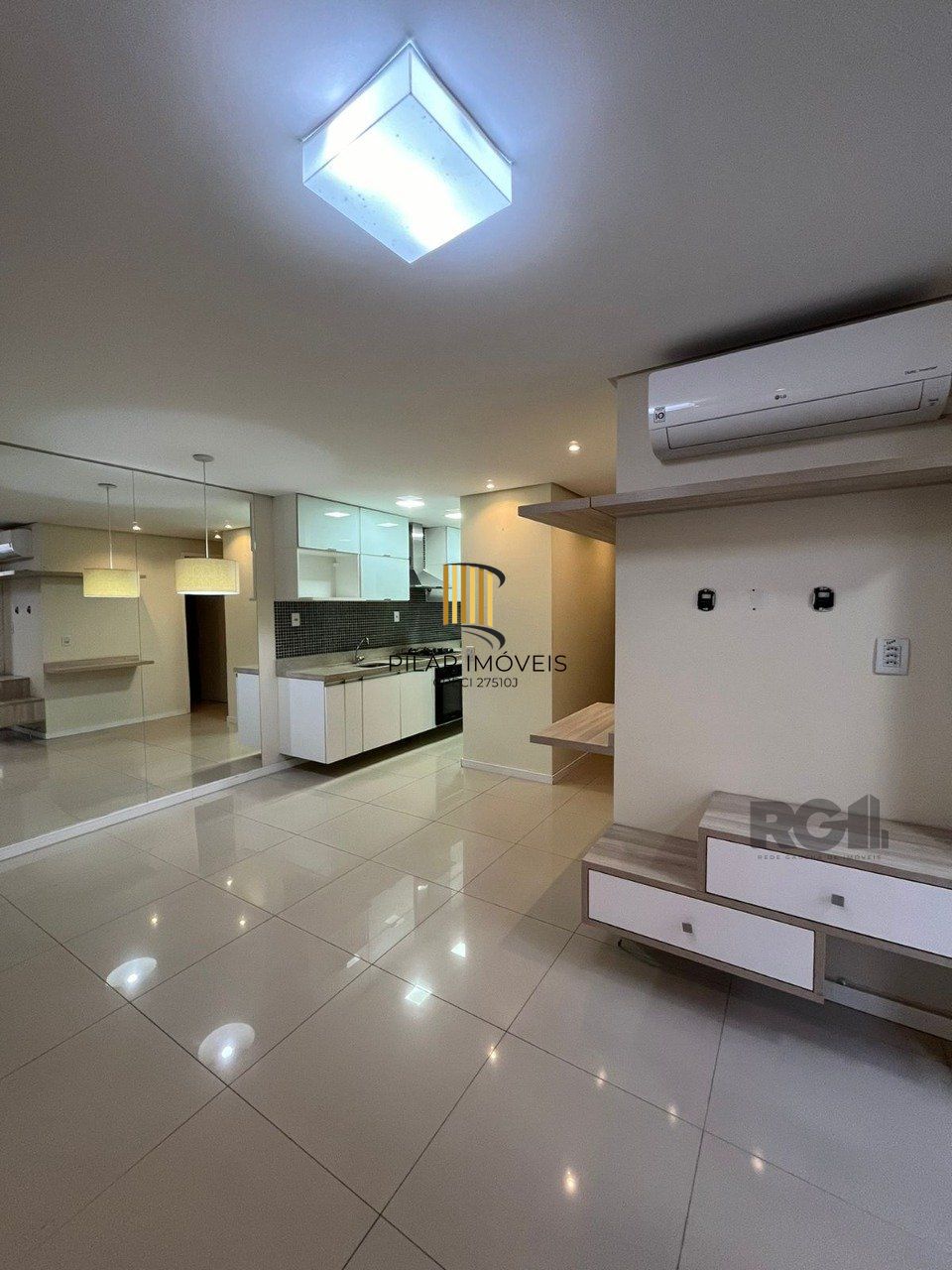 Apartamento 2 dormitórios no bairro Vila Nova
