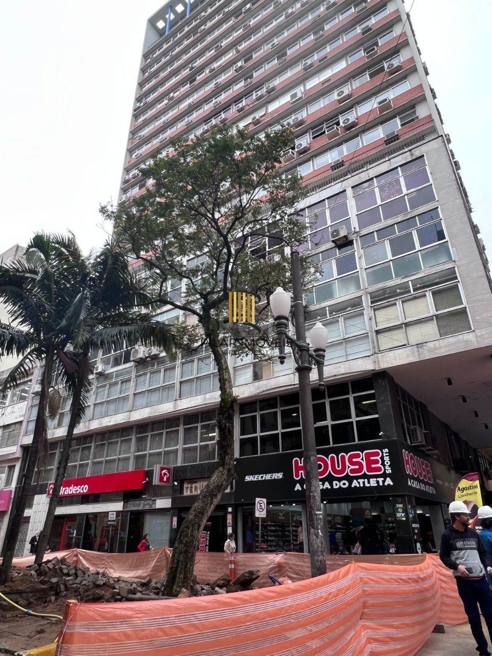 Conjunto/Sala para Venda - 24m², 0 dormitórios, Centro Histórico, Porto Alegre