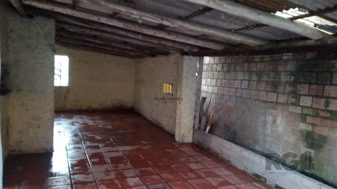 Casa à venda 2 dormitórios 3 vagas no Bairro Lami Porto Alegre RS