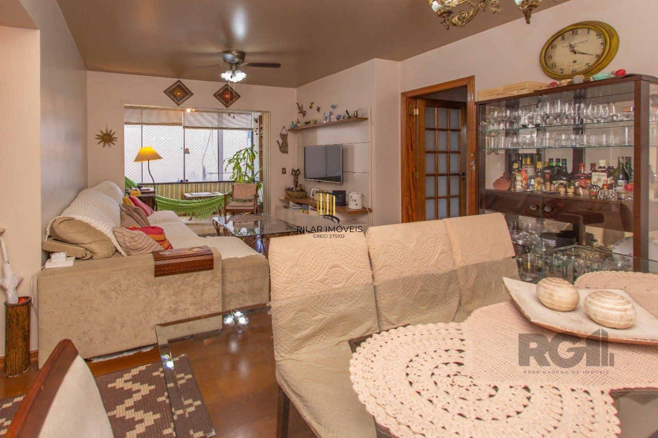 Apartamento 3 dormitórios no bairro Menino Deus