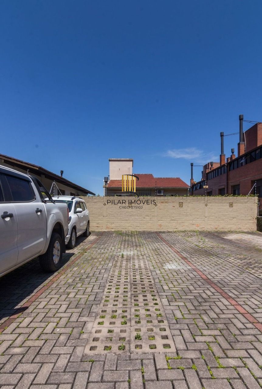 Casa Condominio para Venda - 359.27m², 3 dormitórios, sendo 1 suites, 4 vagas - Cristal