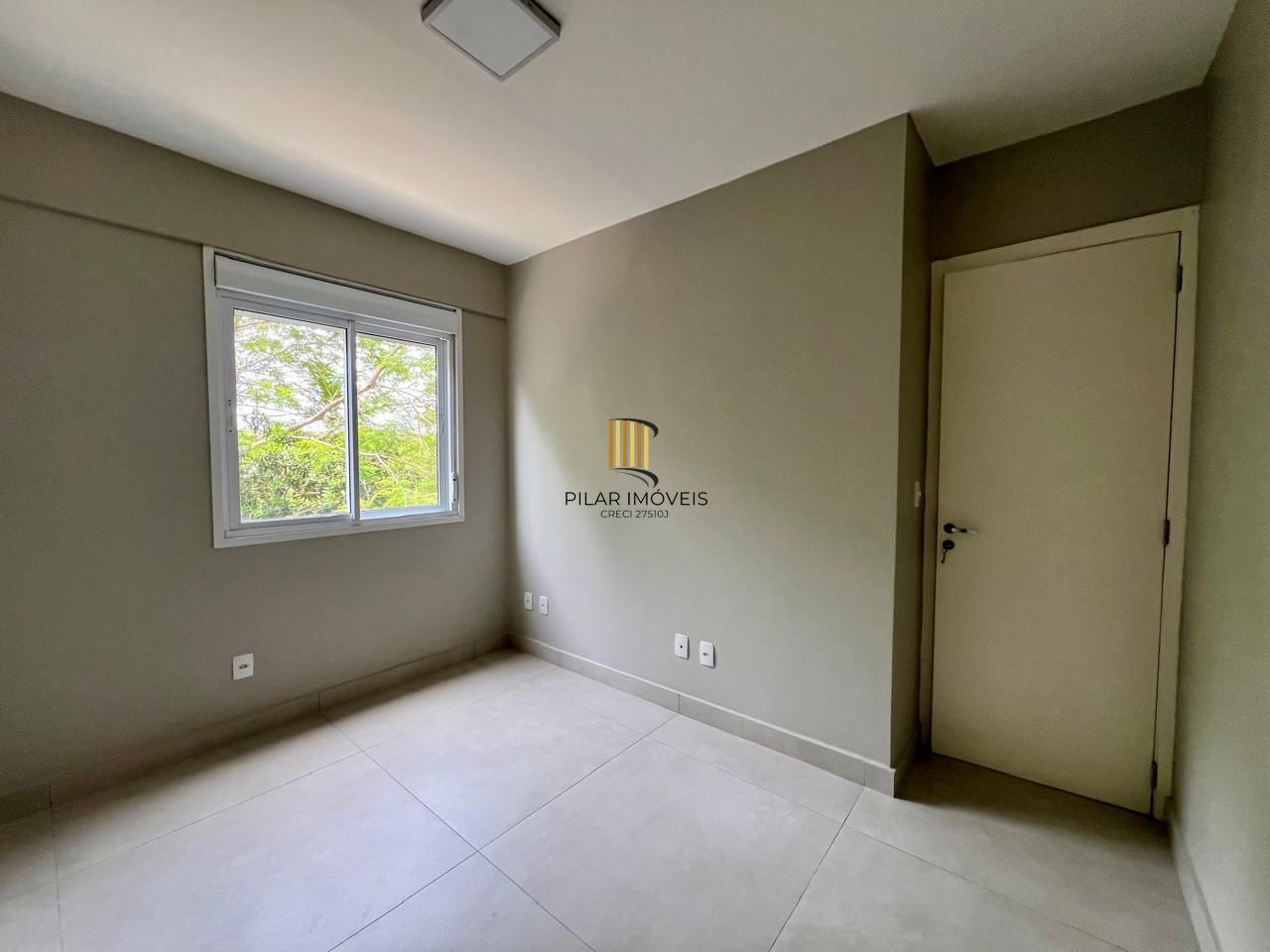 Apartamento 2 dormitórios no bairro Cavalhada