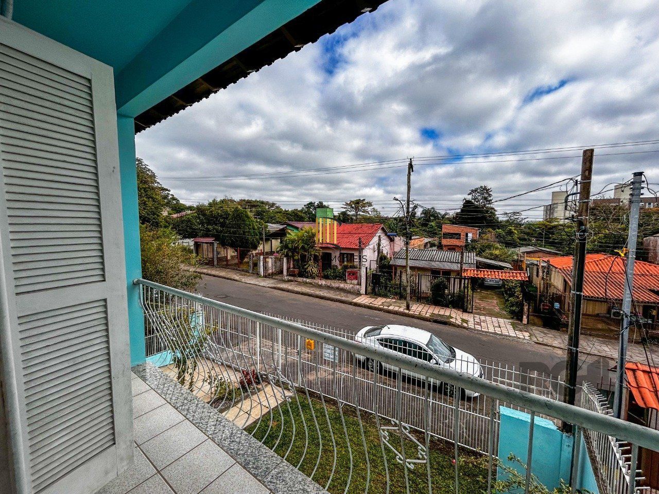 Casa 4 dormitórios no bairro Vila Nova