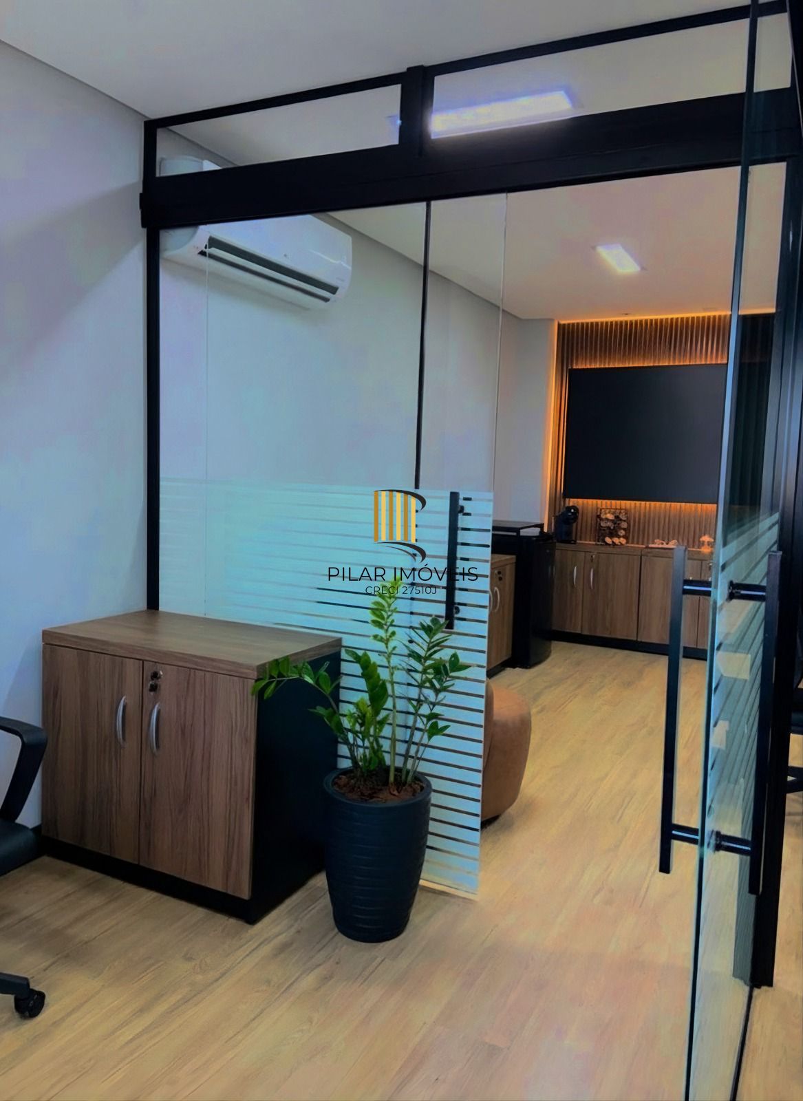 Sala comercial no Hom Lindoia