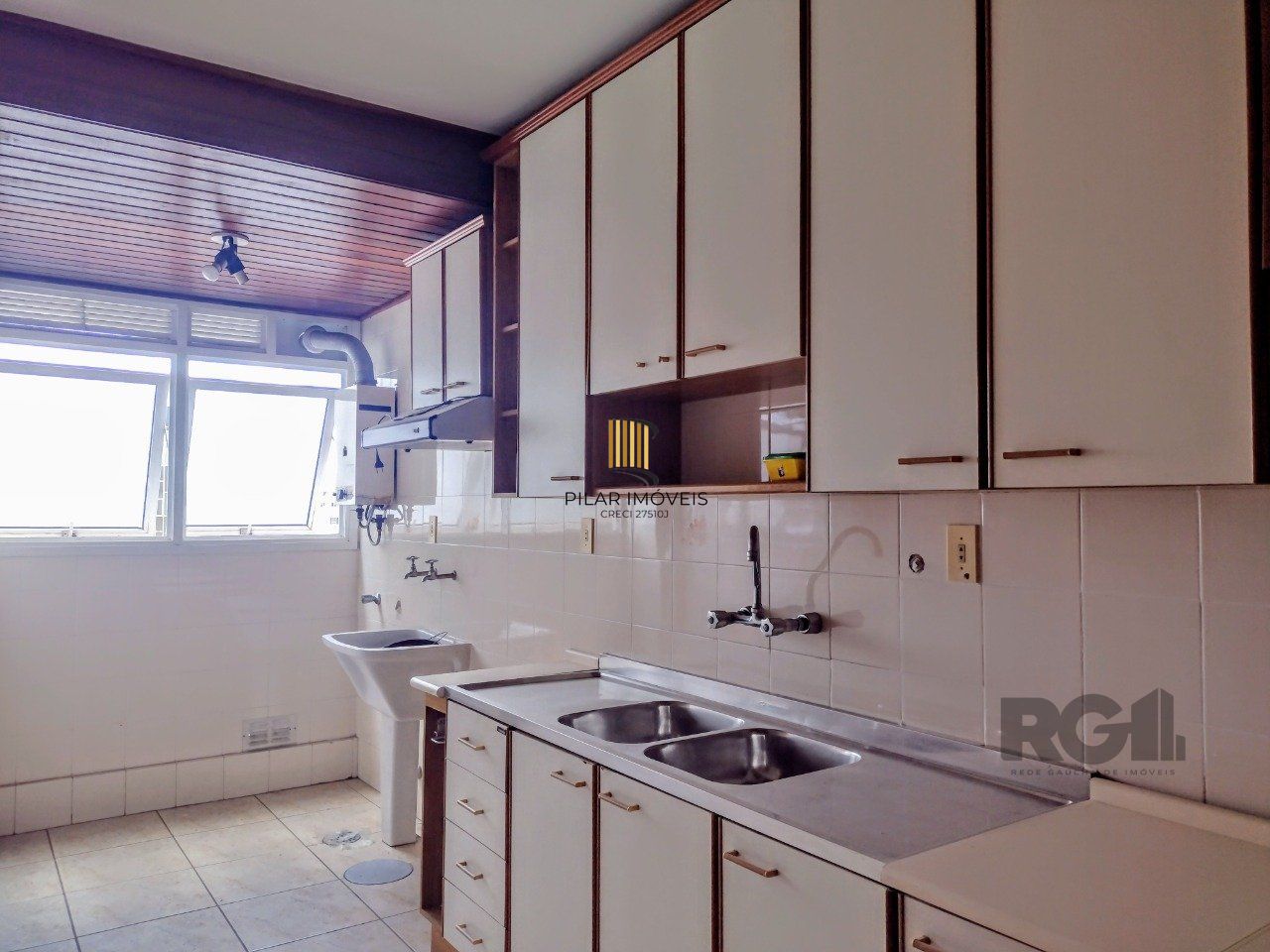 Ótimo apartamento 01 dormitórios com 53,50 m² - com churRasqueira no CENTRO HISTÓRICO