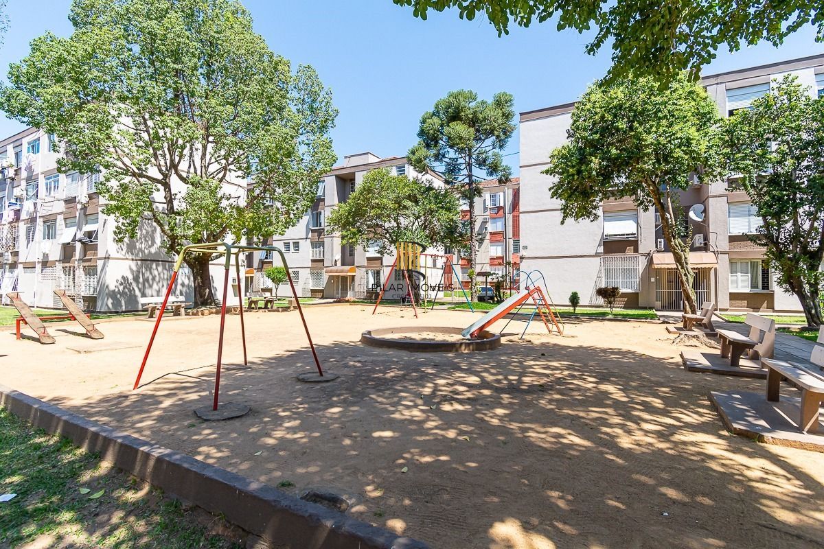 Apartamento com 02 quartos no Bairro Vila Ipiranga