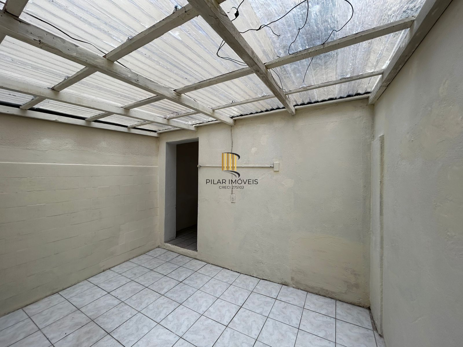 APARTAMENTO GARDEN, 1 QUARTO, PÁTIO PRIVATIVO, PROX HOSPITAL DE CLINICAS POA/RS