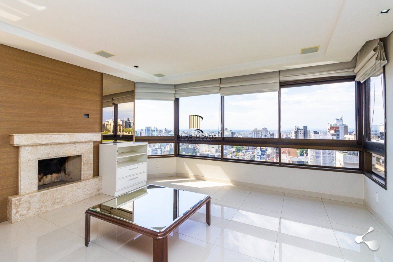 Espetacular Apto. semi mobiliado no bairro Rio Branco, Porto Alegre/RS, um por andar, 195m, andar alto, lareira, churrasqueira, 3 suites, 4 vagas