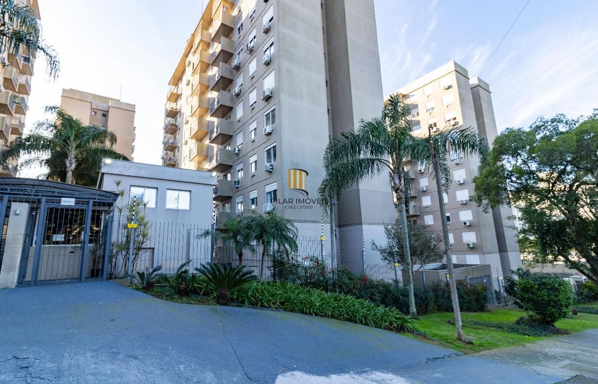 Apartamento com 03 quartos e 01 vaga escriturada no Bairro Camaquã