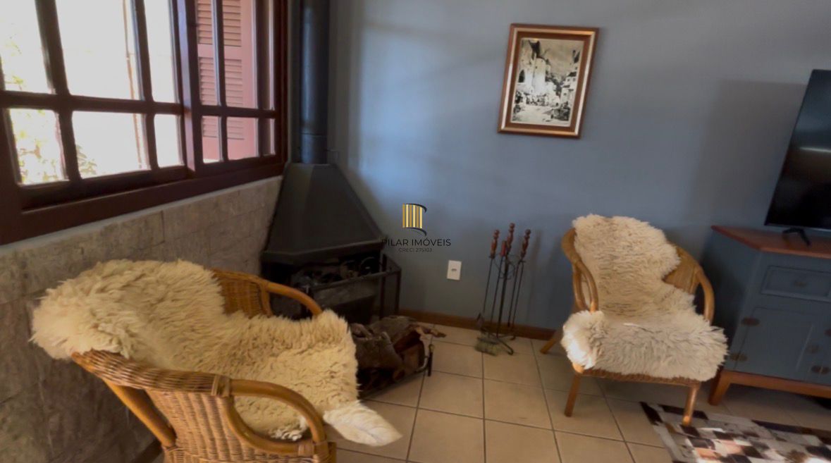 Casa 3 dormitórios no bairro Ipanema