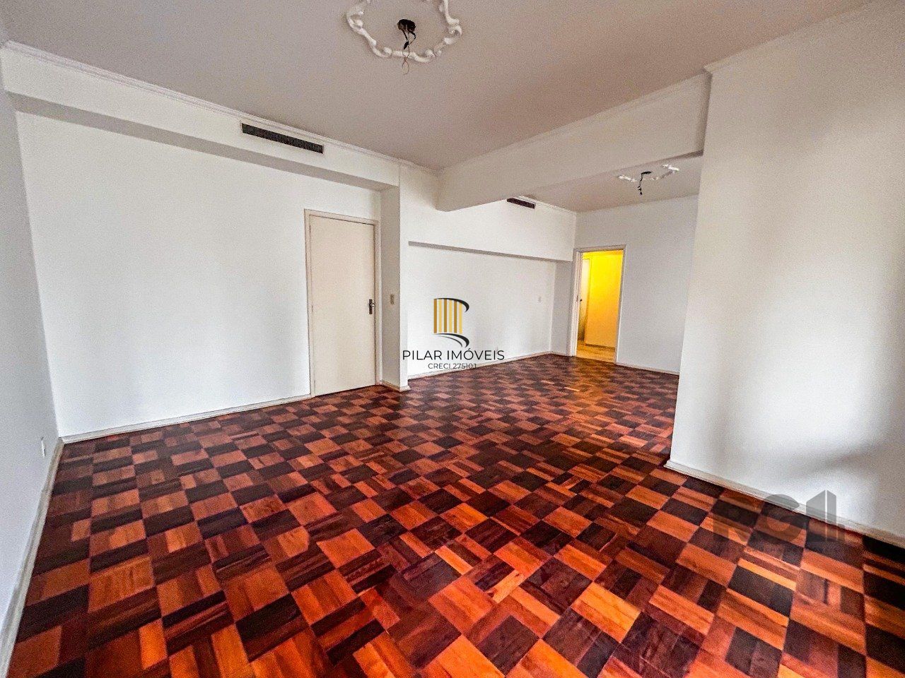 Apartamento no Centro de 3 dormitórios e vaga