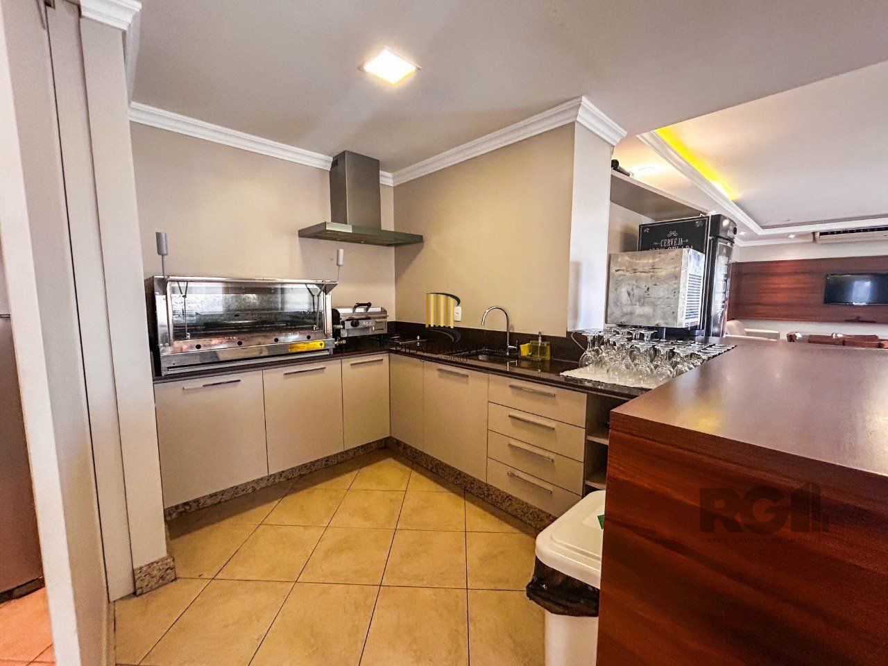 Apartamento 3 dormitórios no bairro Mont Serrat