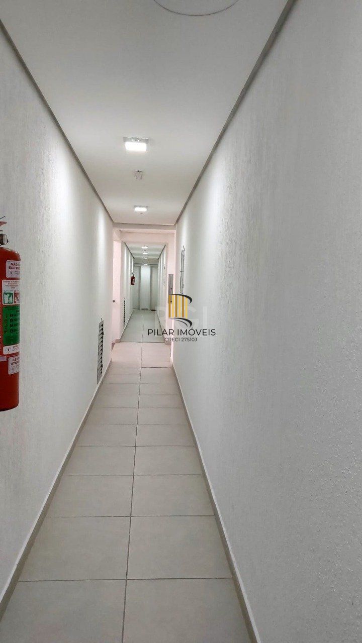 Apartamento de74,39m² de área privativa,  02 dormitórios,  1 suíte, 1 banheiro social e 1 vaga coberta.