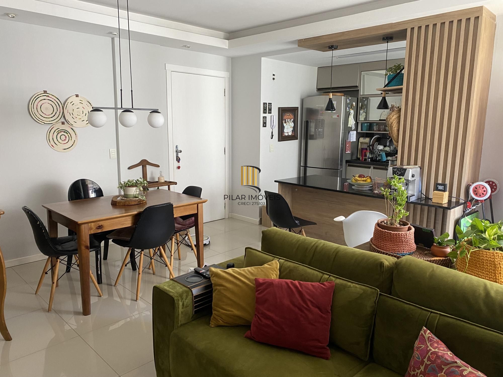 Apartamento de 2 quartos, suíte, semimobiliado, no bairro Vila Ipiranga. - Pilar Imóveis