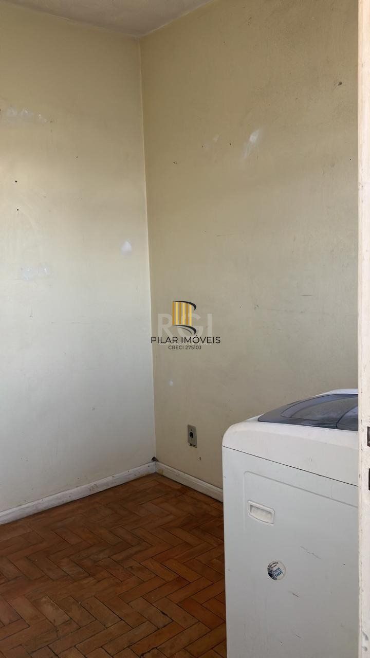 Apartamento de 2 dormitórios no bairro Passo d´Areia
