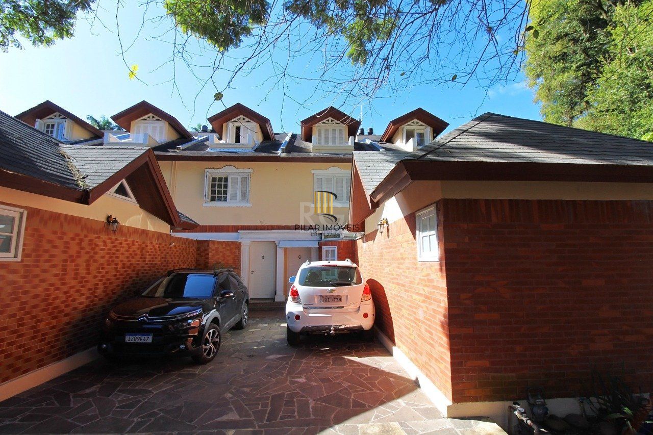 Casa Condominio para Venda - 302.7m², 4 dormitórios, sendo 1 suites, 2 vagas - Vila Conceição
