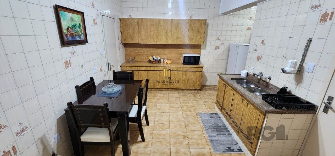 MEGA APARTAMENTO DE 169M² ,  COM SACADA, 3 DORMITÓRIOS, NO CENTRO DE PORTO ALEGRE -RS