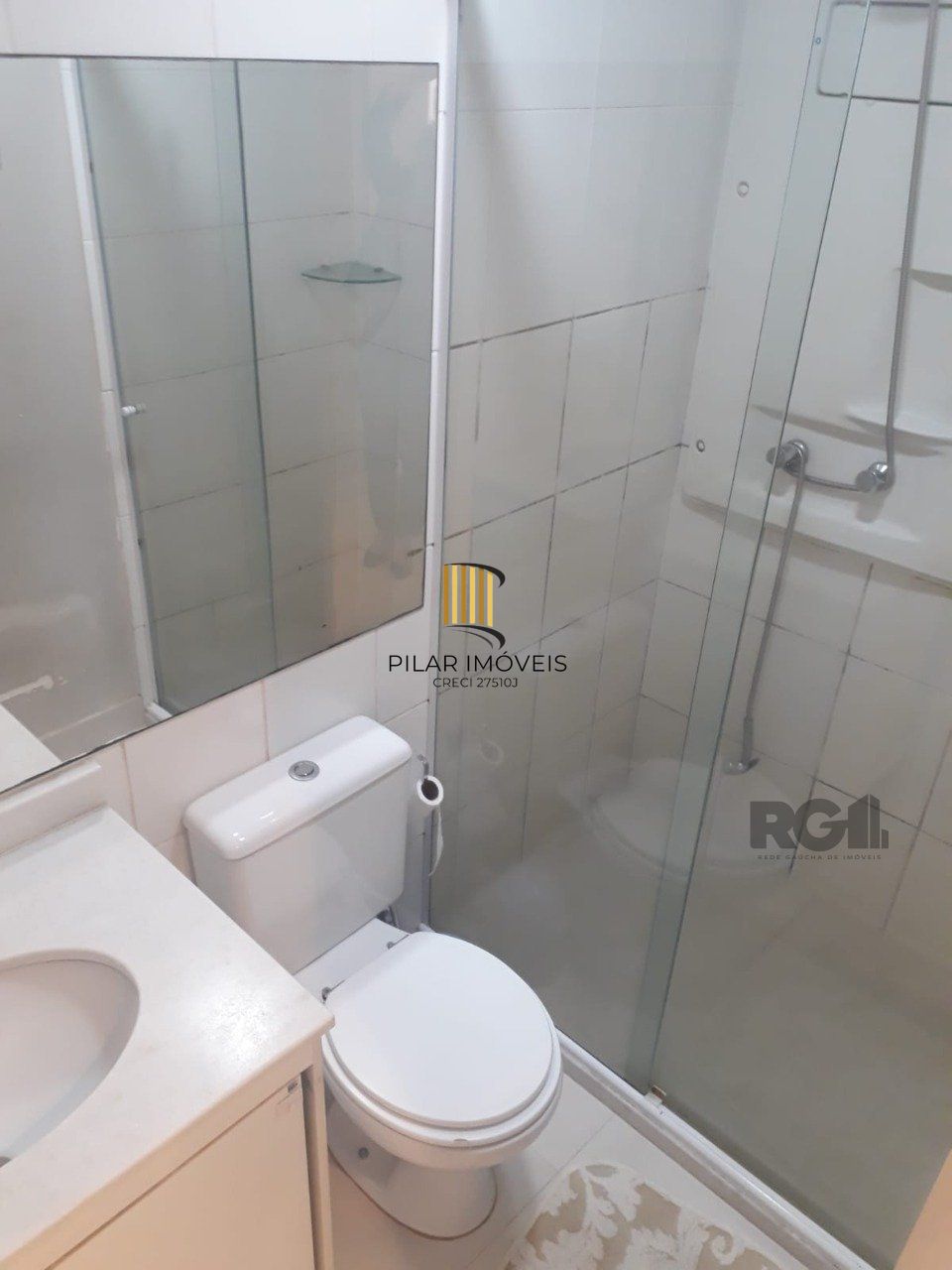 APARTAMENTO DE 2 DORMITÓRIOS E VAGA ESCRITURADA EM CONDOMÍNIO COM INFRA COMPLETA.