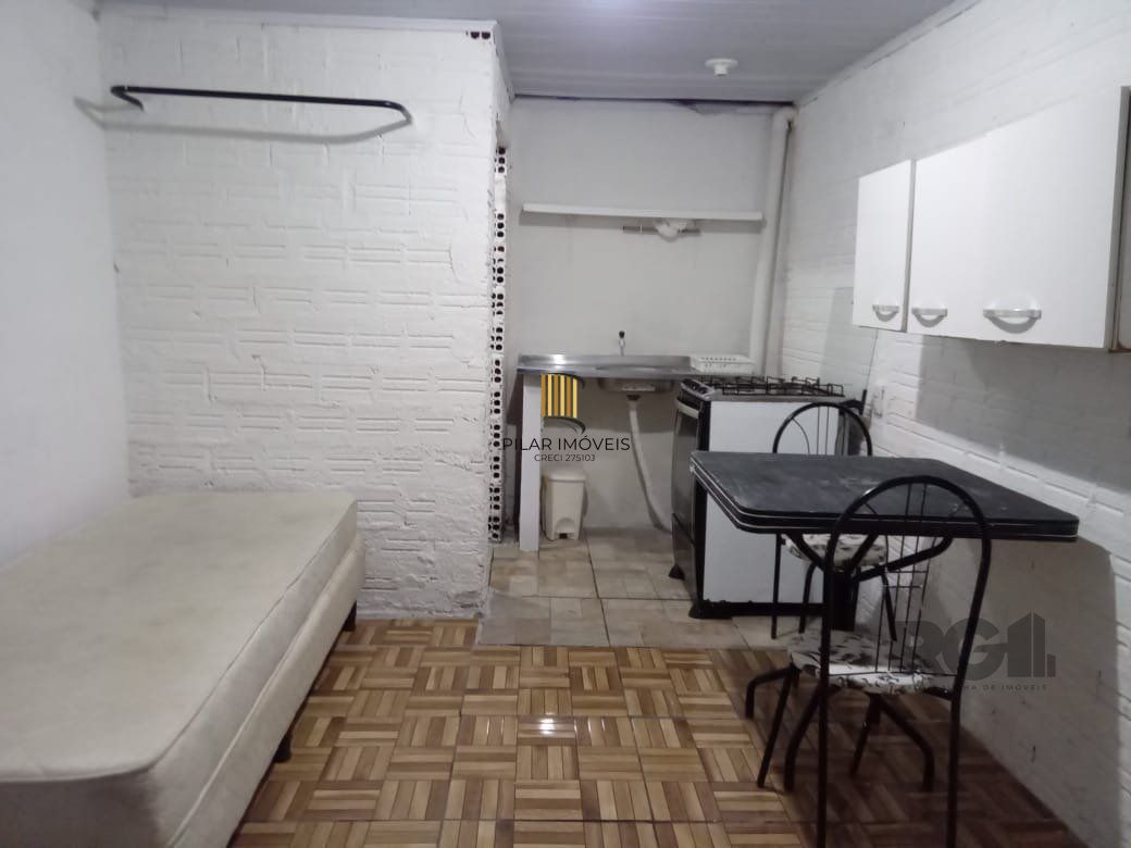 Terreno de 100m² com casa, no bairro Aberta dos Morros, Porto Alegre/RS