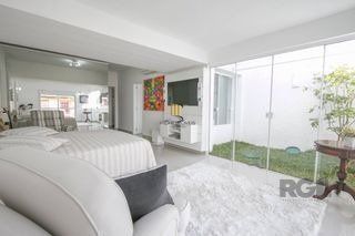 Casa 3 dormitórios no bairro Três Figueiras