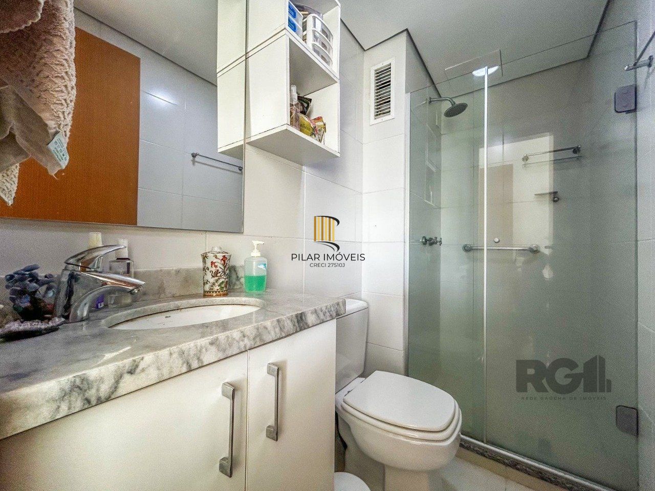 Apartamento de 02 dormitórios no Bairro Tristeza em Porto Alegre/RS