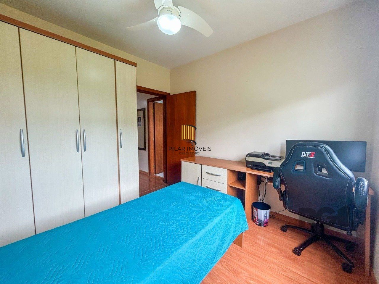 Apartamento de 03 dormitórios no Bairro Azenha Porto Alegre/RS
