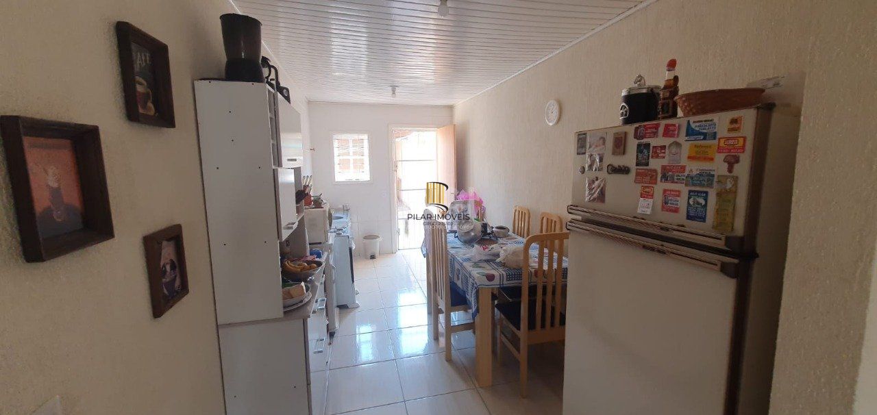Casa para Venda - 75m², 2 dormitórios, 1 vaga - Hípica