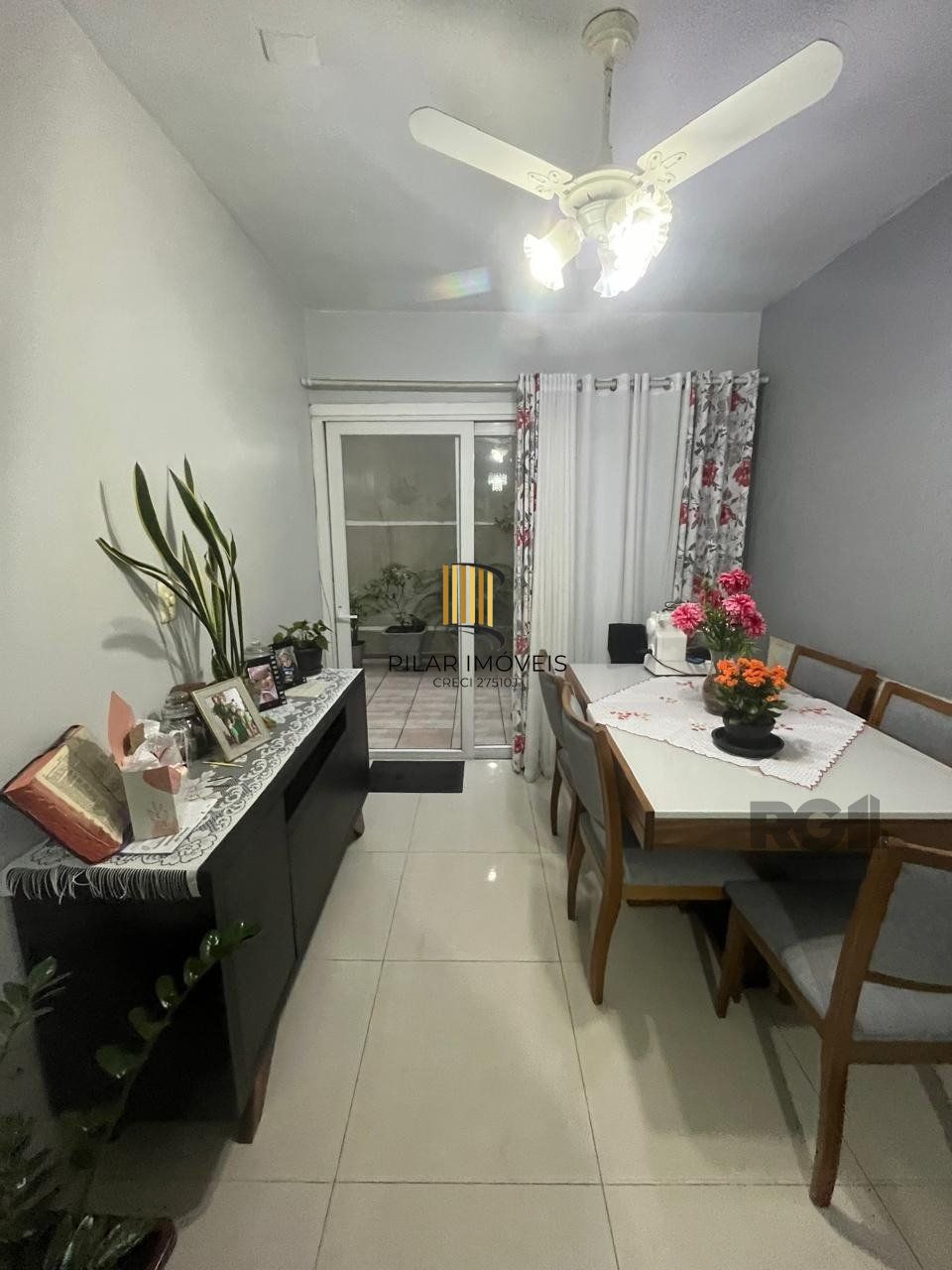 Apartamento 2 dormitórios no bairro Pátria Nova